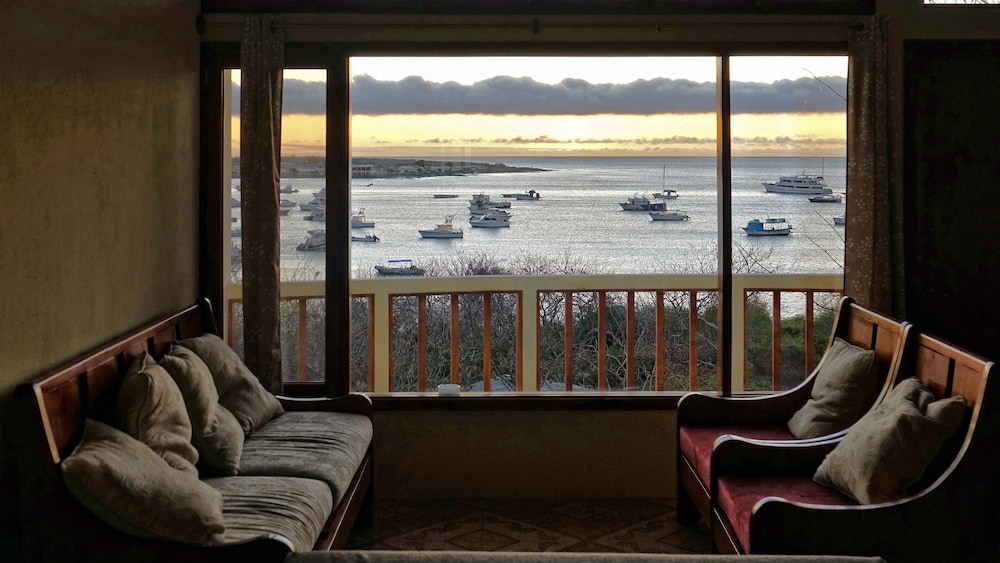 Galeodan Suites