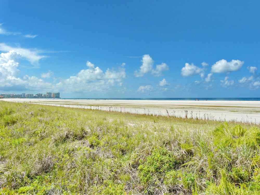 Tradewinds 701 view 2