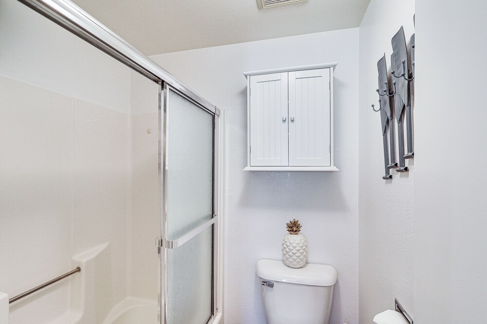 1 Mi to Beach: Condo w/ Pool in Lake Havasu City