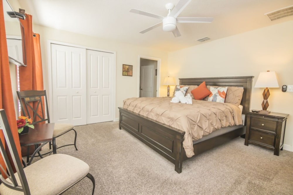 Brenda's Storey Lake Resort Townhome