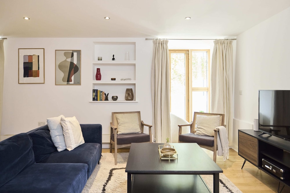 Southwest London Stay
