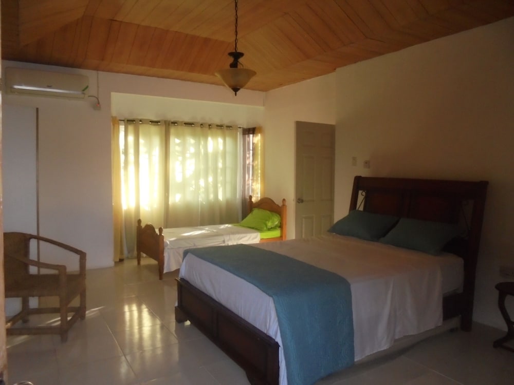 Pearl Ocean Villa view 4
