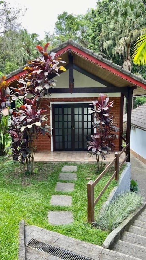 POUSADA VIKING PENEDO