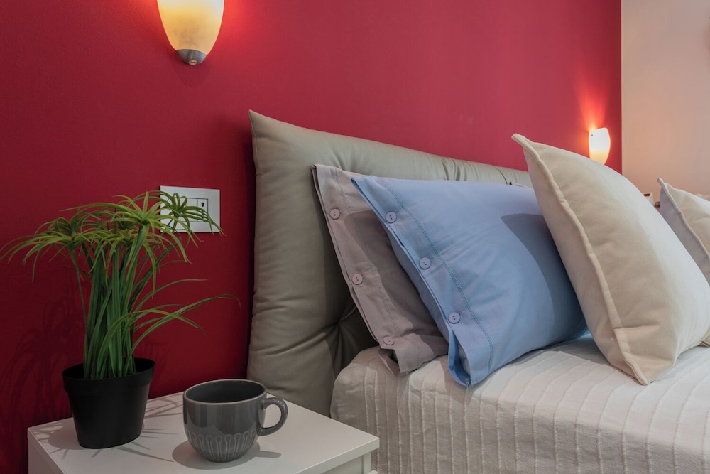 Graglia Modern Apartment by Wonderful Italy