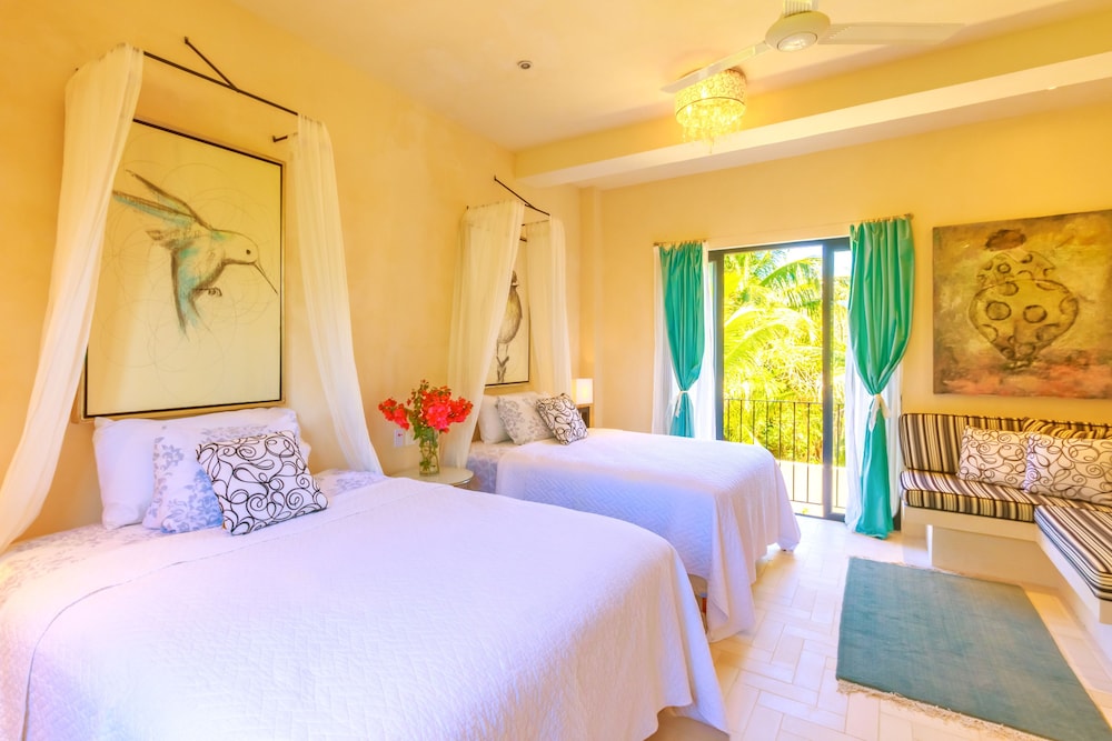 Villa Encantada by Coco B Isla