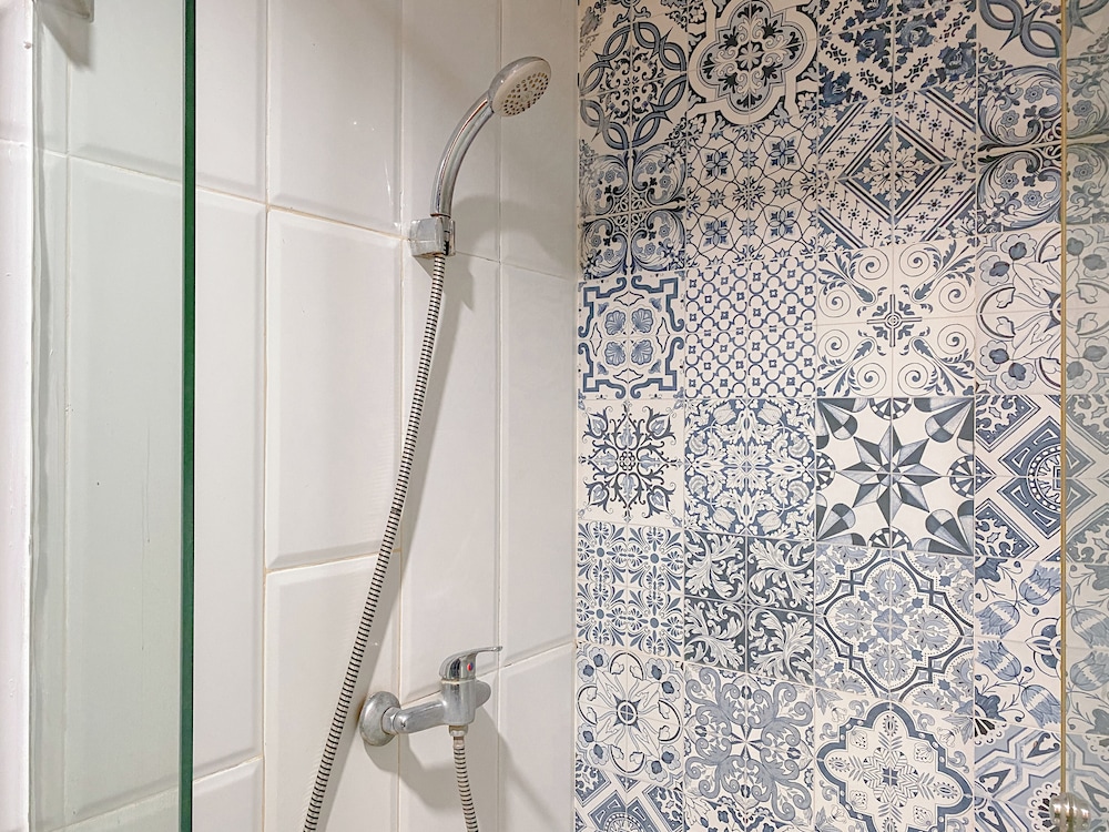 Warm Neutral Look Studio Apartment Ambassade Kuningan