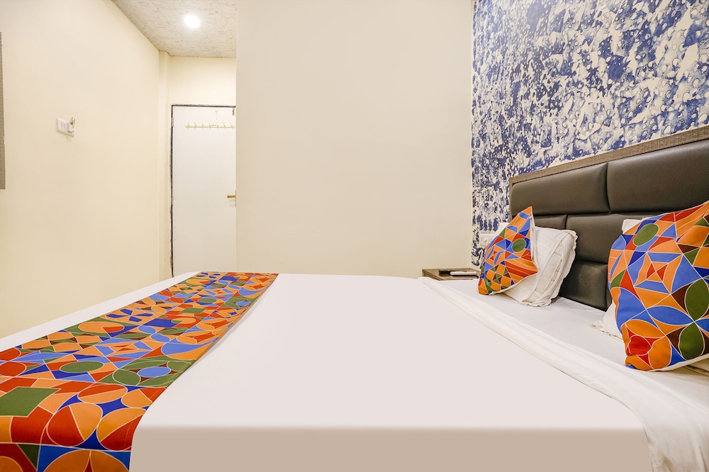 FabHotel The United