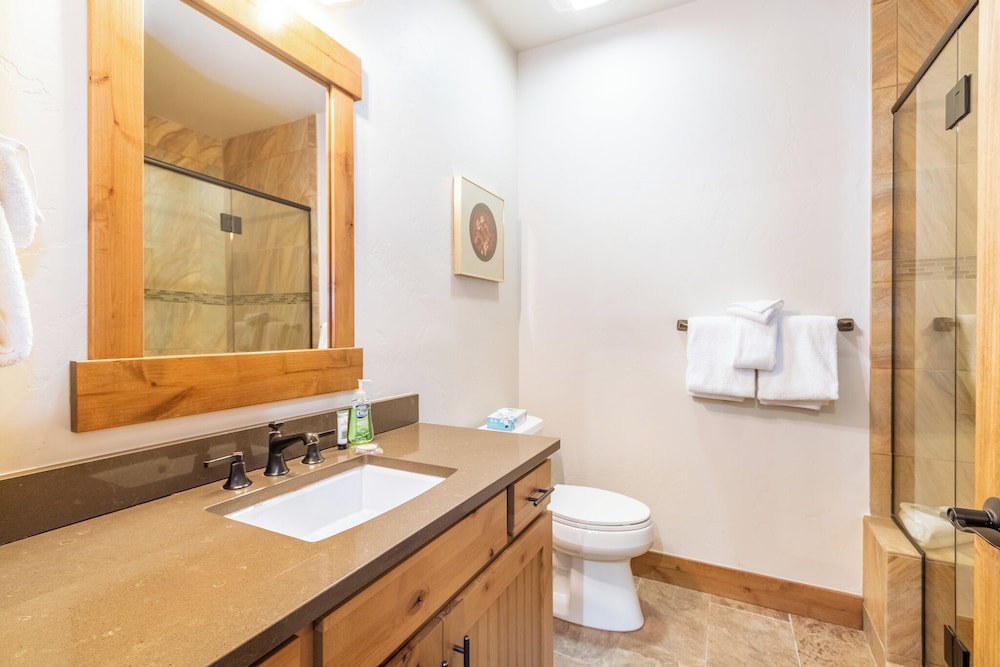 West Main Unit 102c