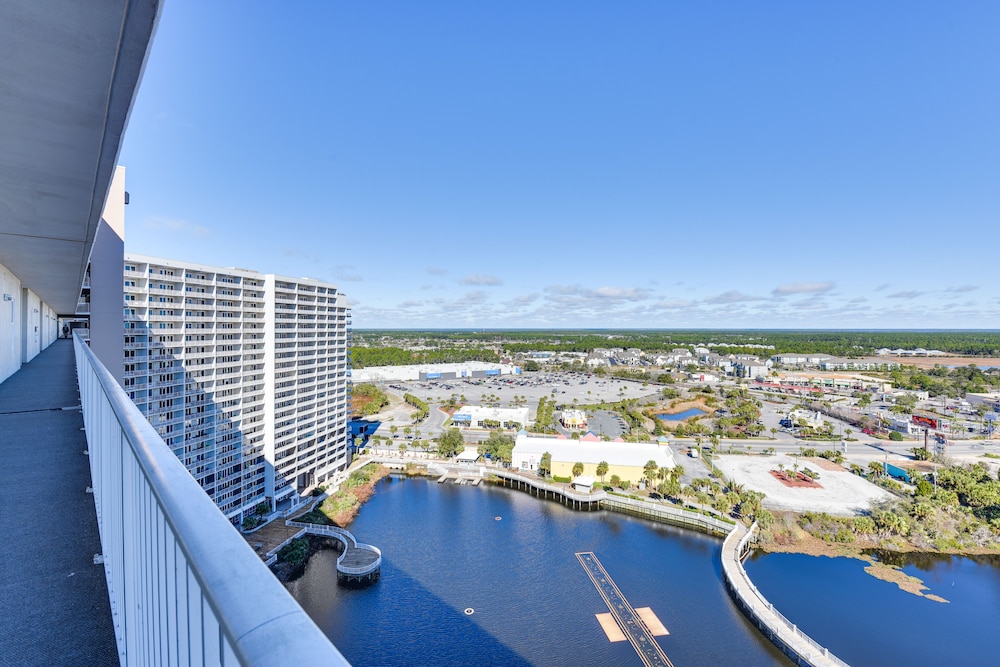 'ocean Oasis': PCB Condo w/ Balcony & Beach Views!