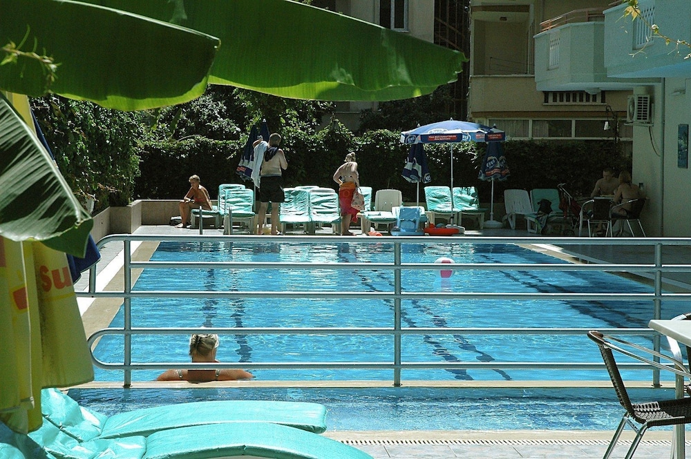 Photo 9