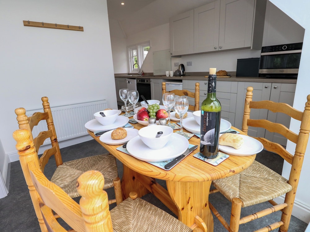 3 Harbour Heights