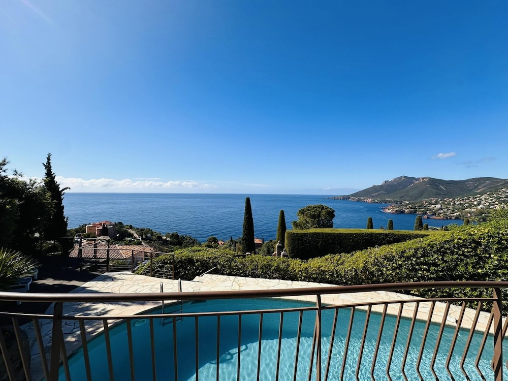 Sea View Villa in Theoule sur Mer With Pool- 2237
