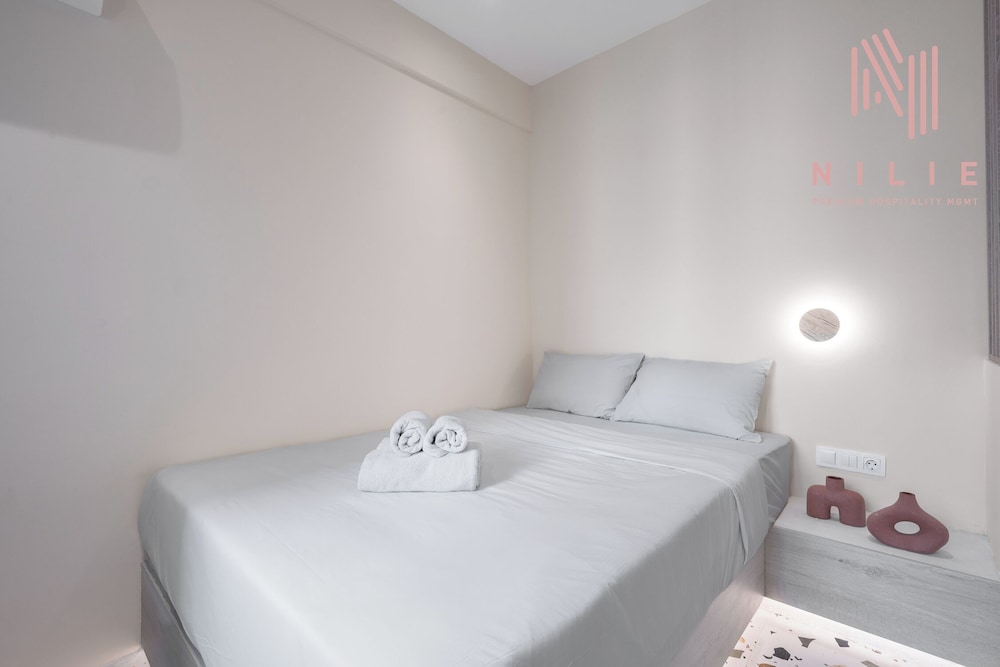 Phedra Studios Nilie Hospitality MGMT
