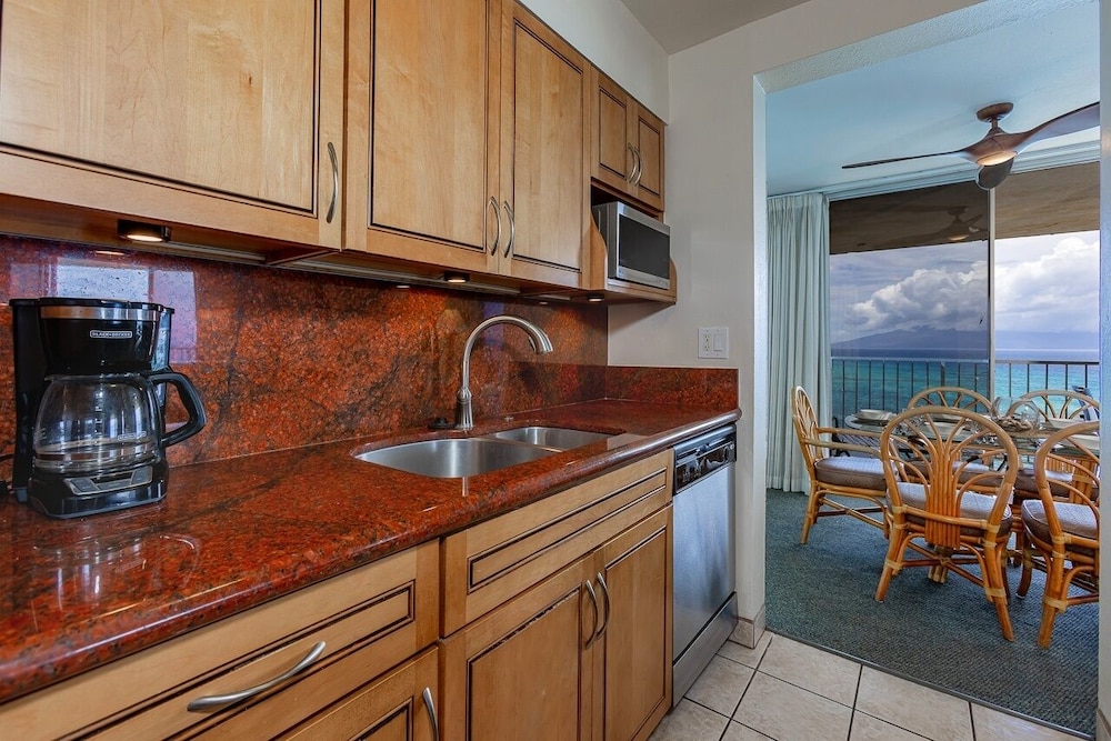 Royal Kahana 1211 2 Bedroom Condo