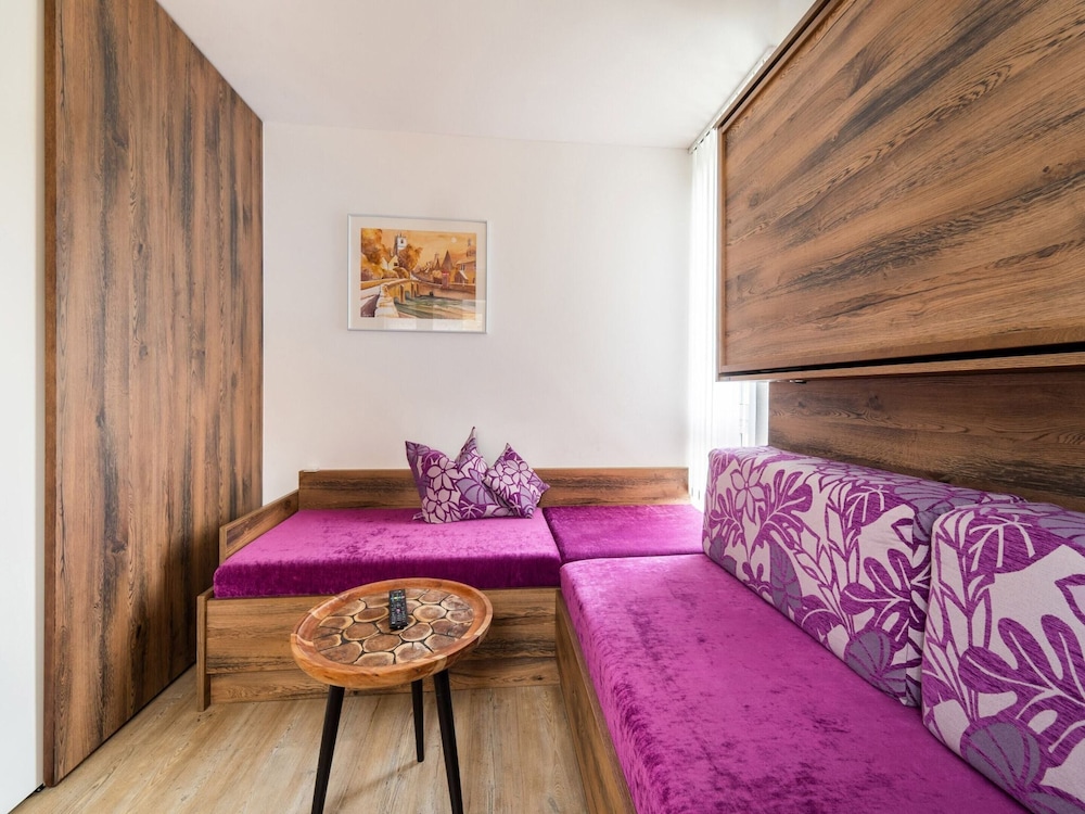 Large Apartment in Sankt Georgen With Balcony