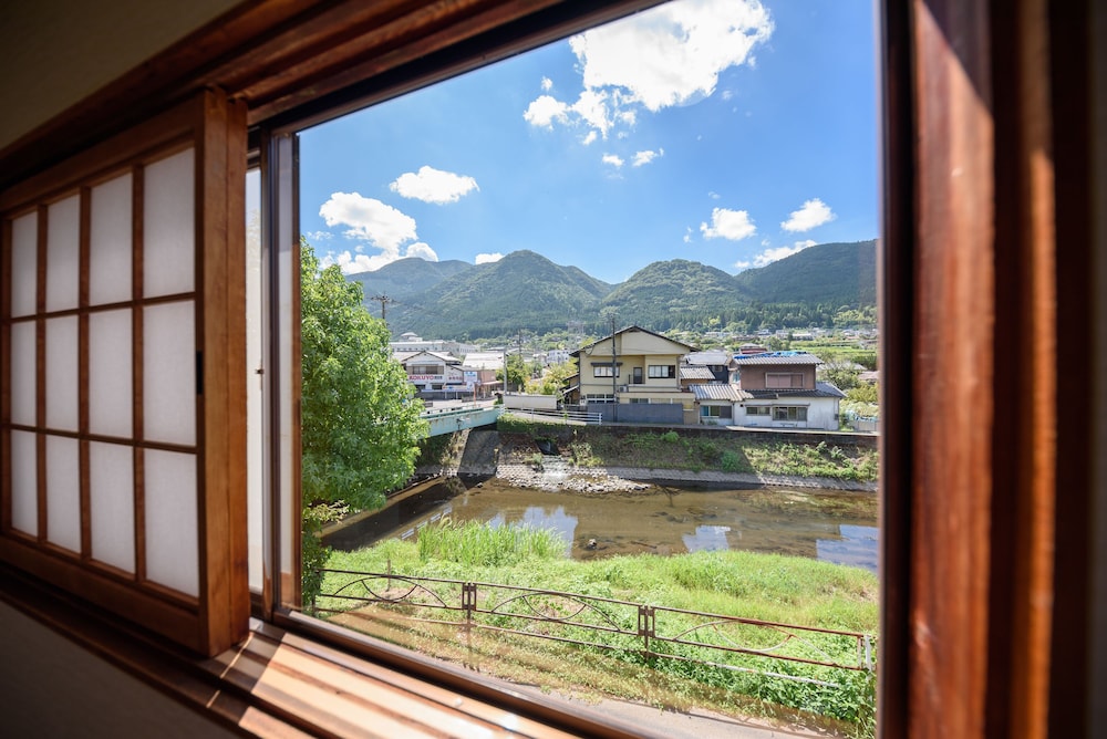 Yufuin Ryokan Okaeri