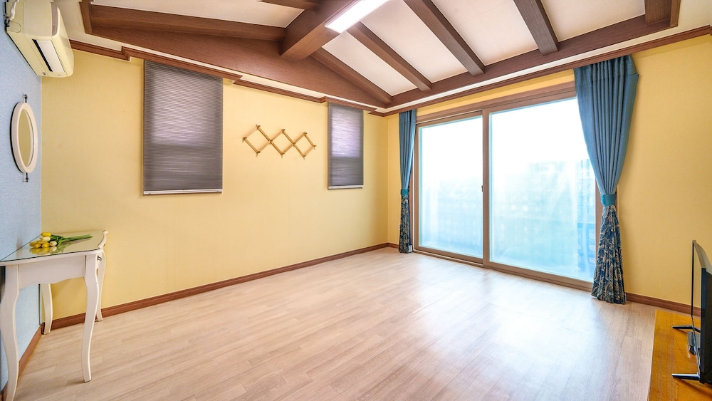 Gyeongju Clearmorning Petfriendlypension