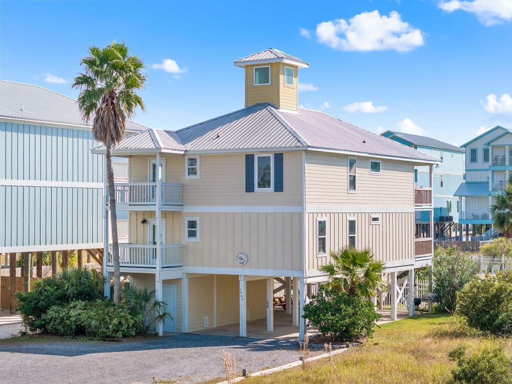 When Pigs Fly Up Beach House