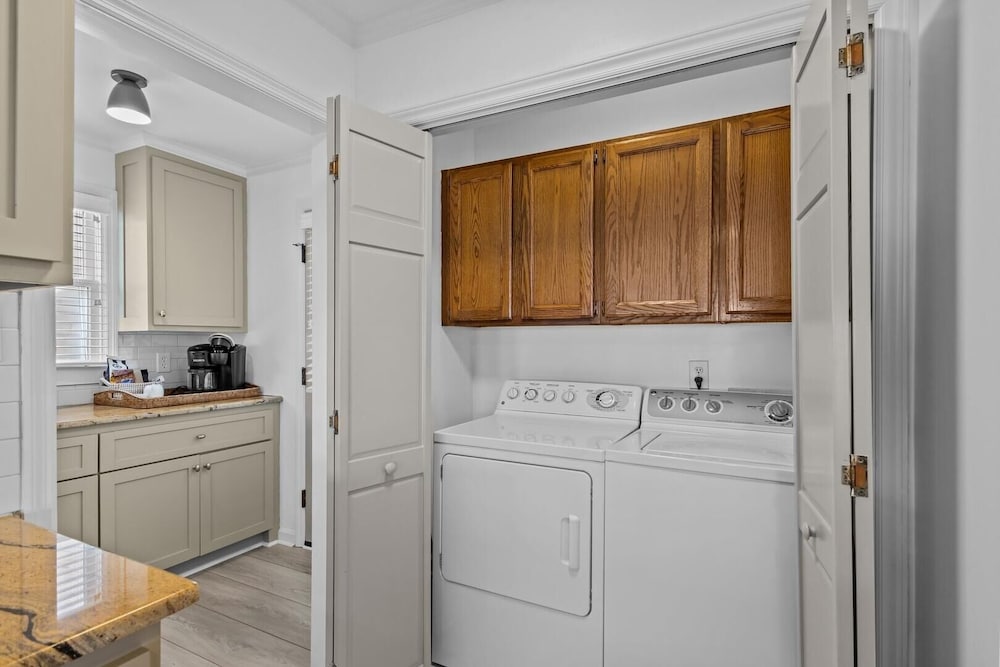 Highsmith Cottage 4 Bedroom Home