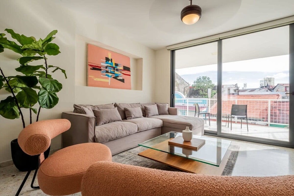 Picturesque 2BR in Casco Antiguo