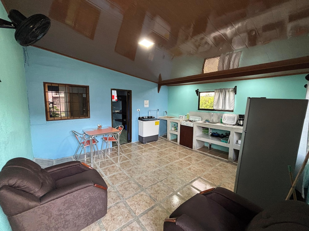 Pura Vida Aparment - Downtown La Fortuna