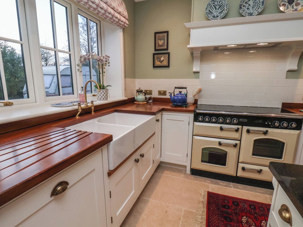 Roding Cottage