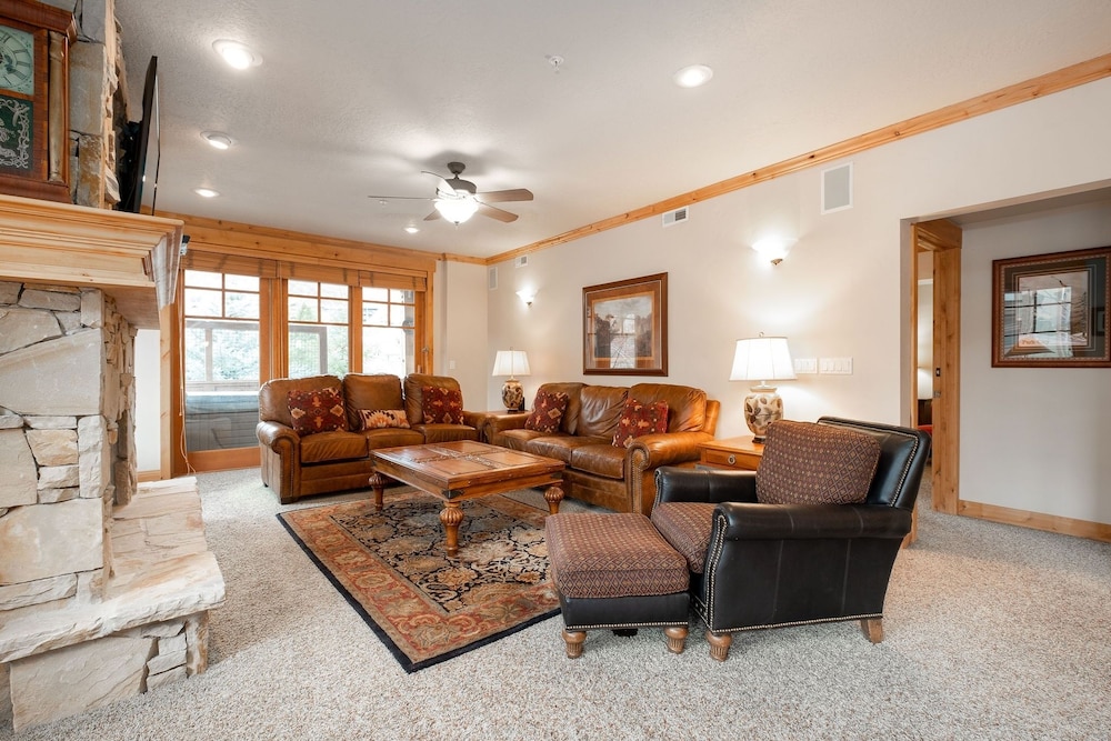 Park City Ski Resort - Town Pointe Condos