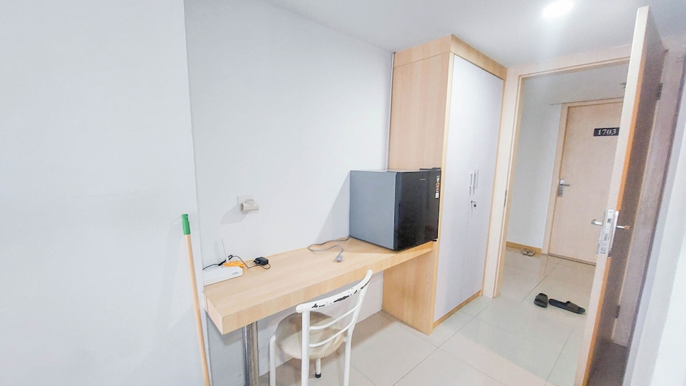 Best Deal Studio Apartment At De Prima