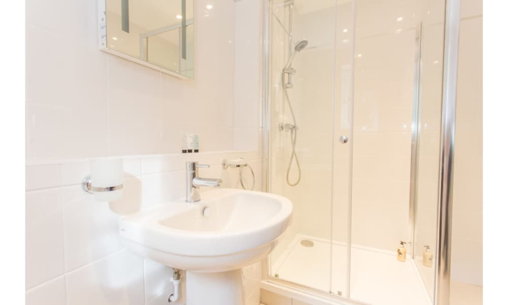 Oxford Vacations - Razia Apartments - Property Image 141