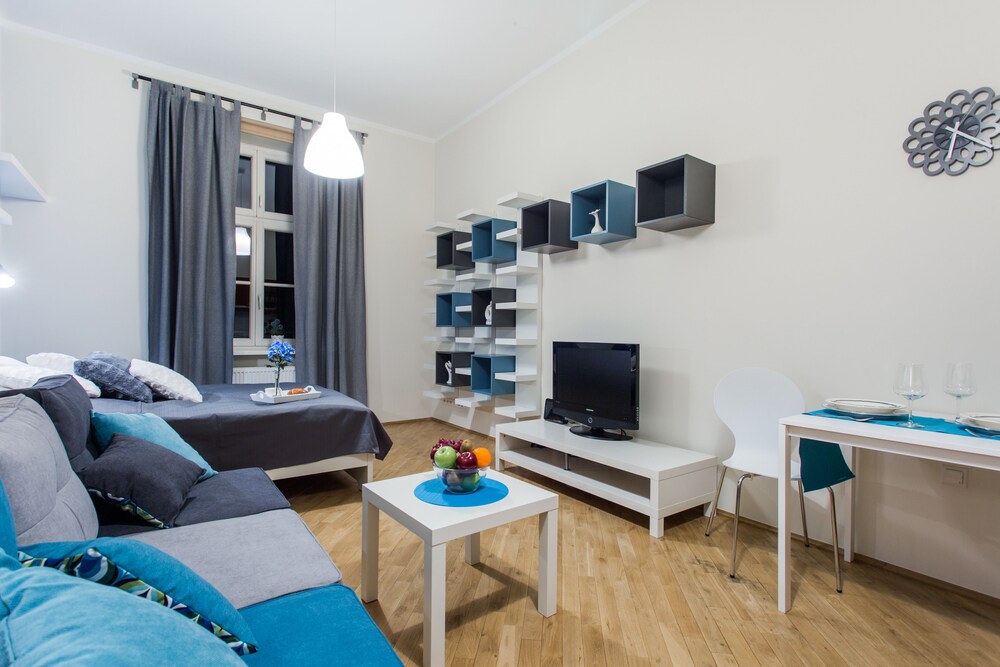 All In Apartments