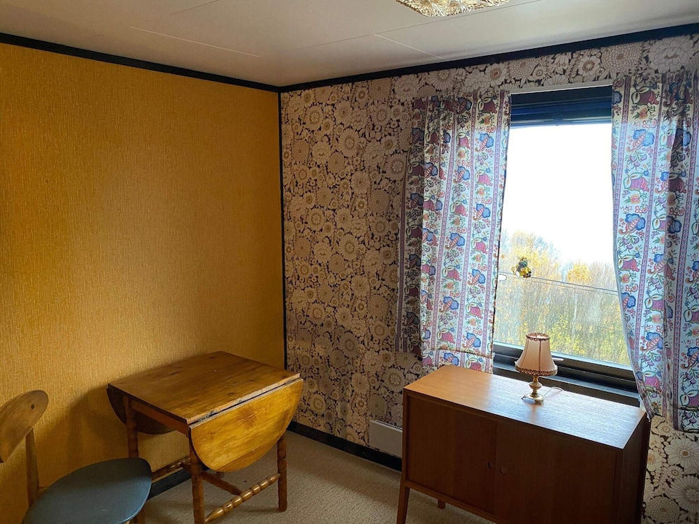 8 Person Holiday Home in Svensby
