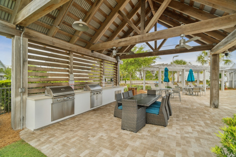 Prominence on 30A by Panhandle Getaways