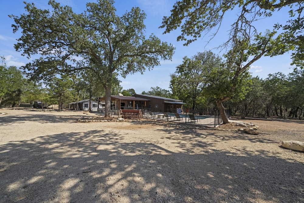 Photo 102
