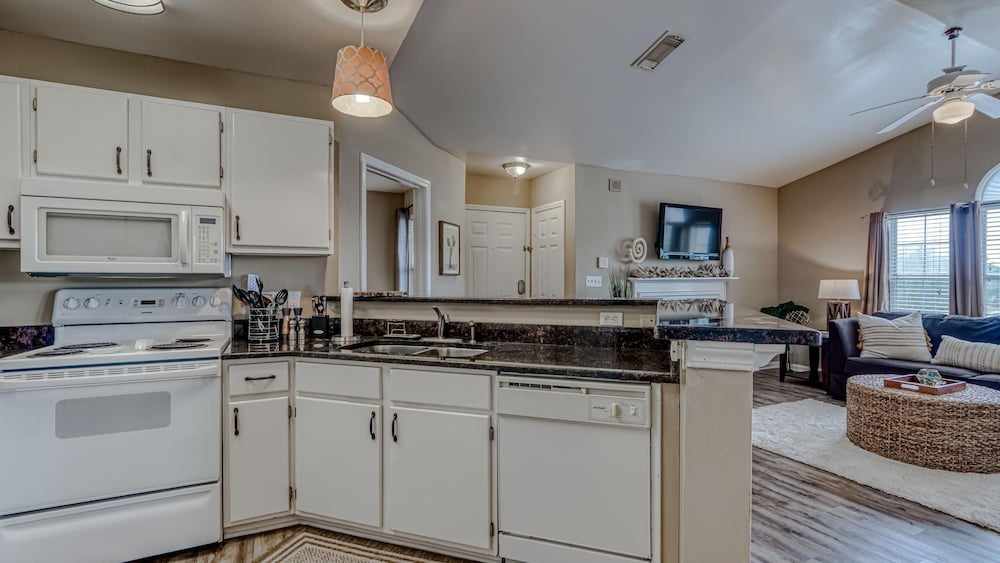 Colony Club #U3 by Southern Vacation Rentals