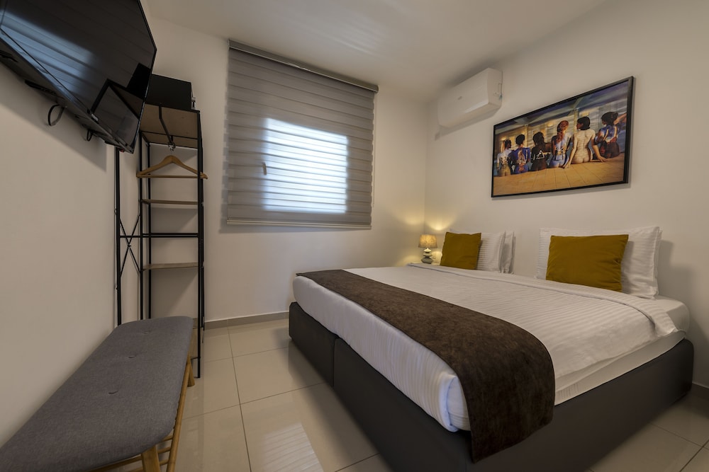 Melony Apartment view 4