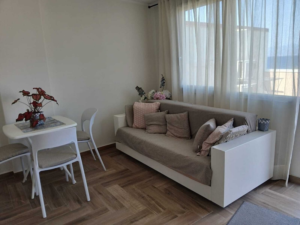 NESEA GUEST ROOMS
