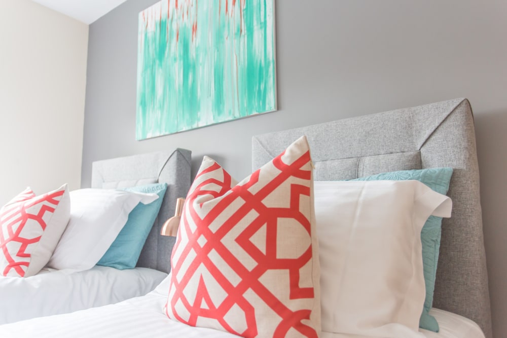 Oxford Vacations - Razia Apartments - Property Image 3