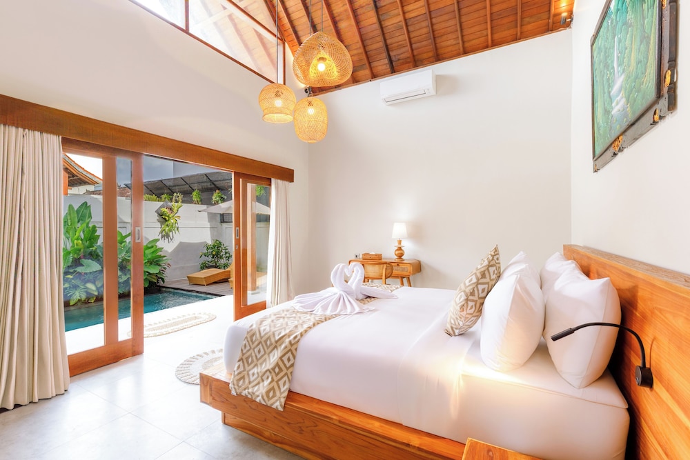 The Lok's Villa