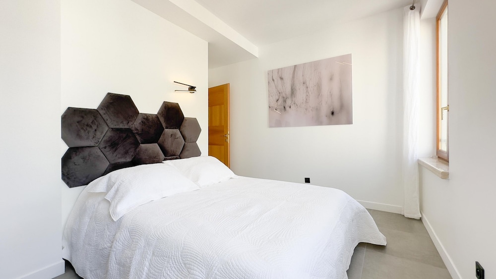 100 Le Riviera in Cannes