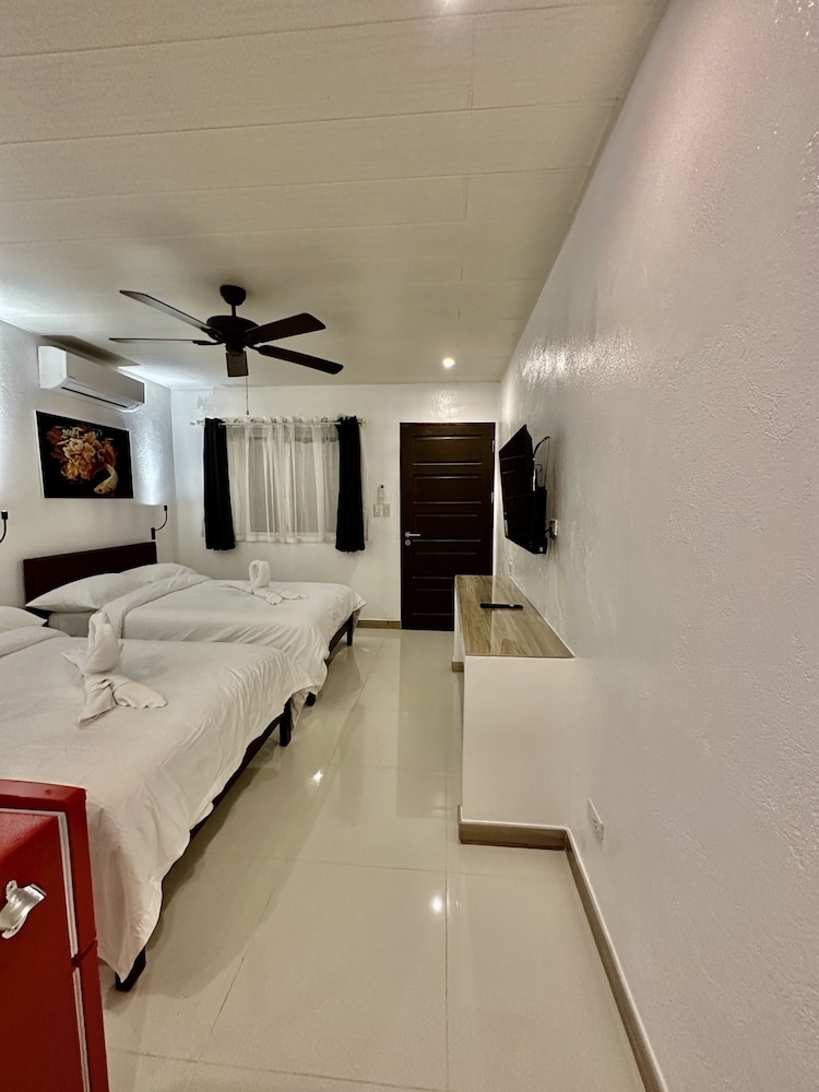 Calypso Beach & Dive Resort