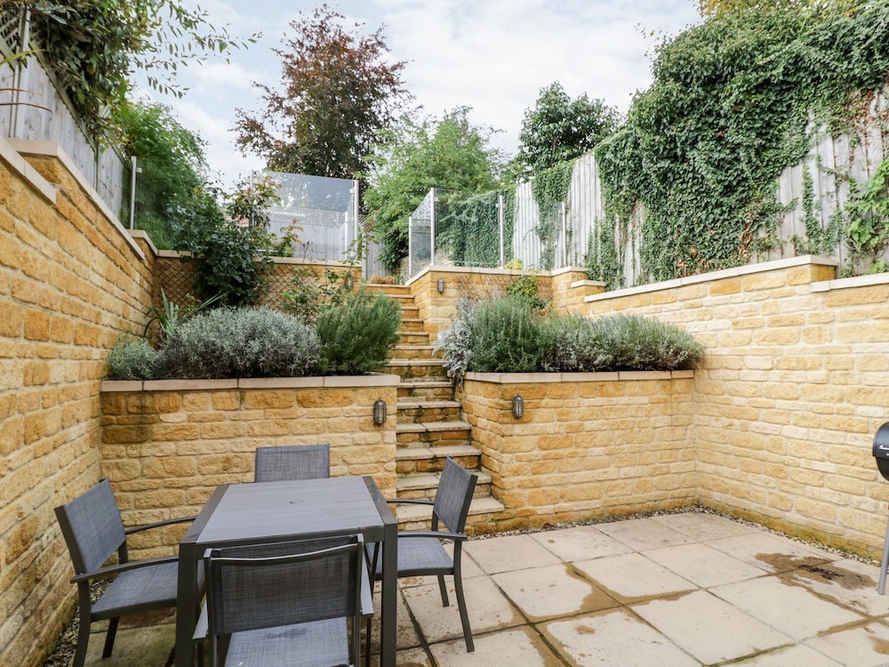 Cotstone Cottage