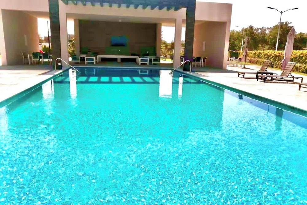 Private Jacuzzi Pool 2 Level House Private Coto