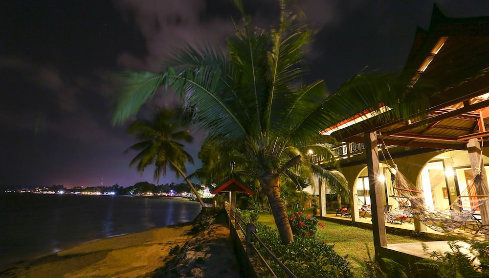 Charu Bay Villas