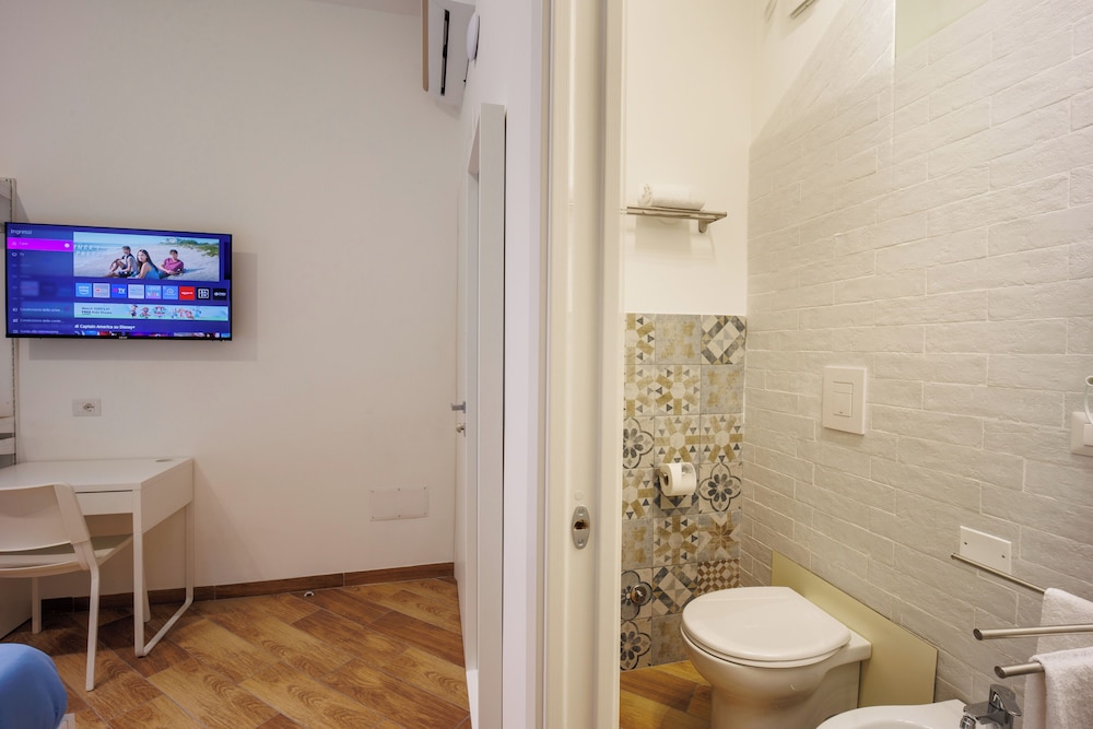 Tony Suites
