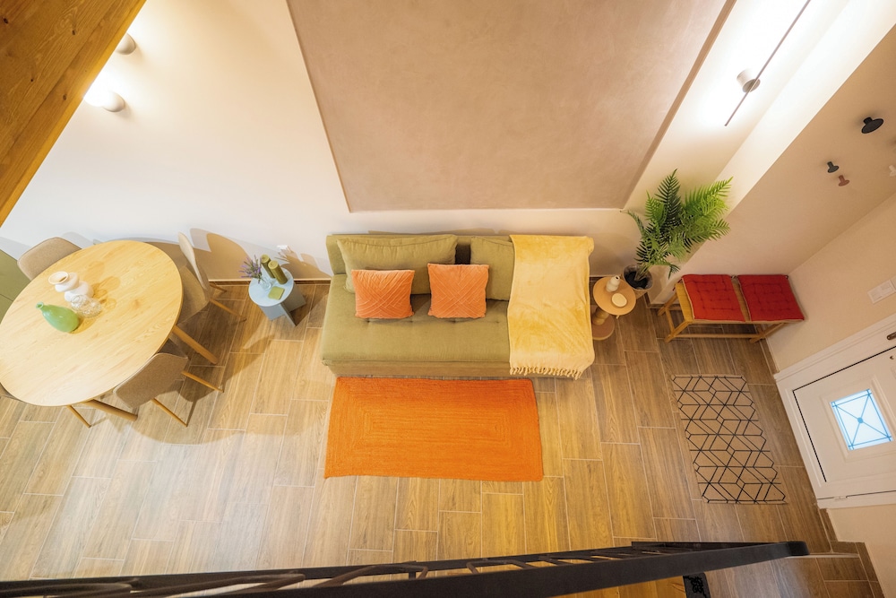 Vayas Residences Agora