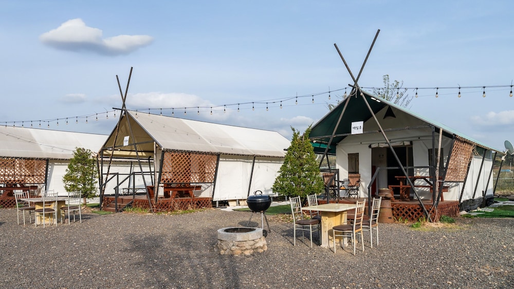 Chaesonghwa Glamping in Yeongcheon