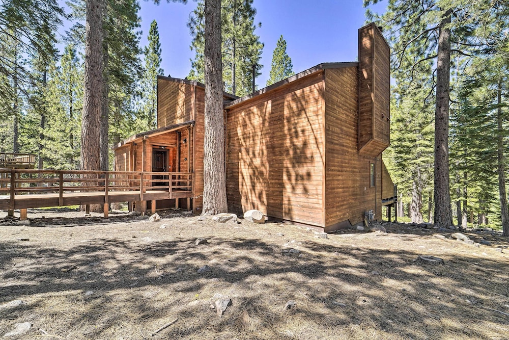 Lake Tahoe Vacations - Unique Northstar Resort Cabin w/ Woodsy Deck - Property Image 15
