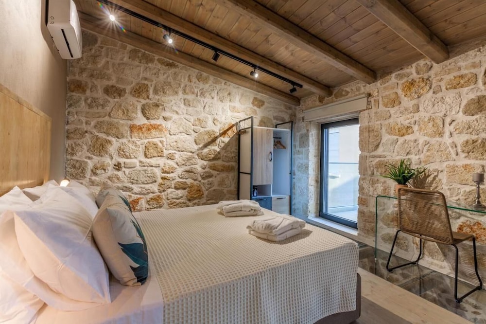 Evangelia Casa-comfy stay centrally