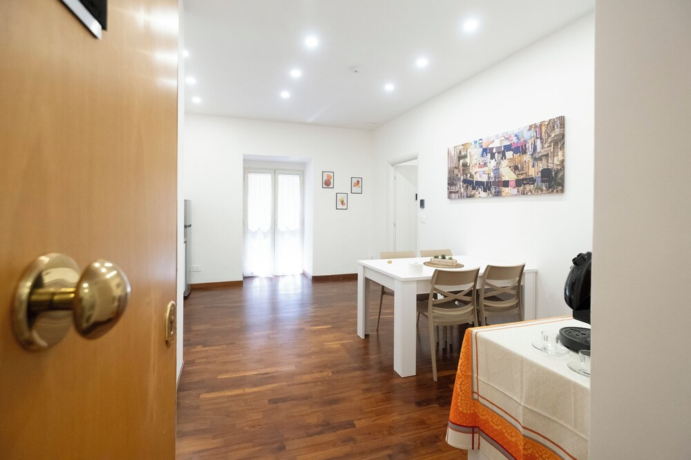 Napoli Factory Guest House