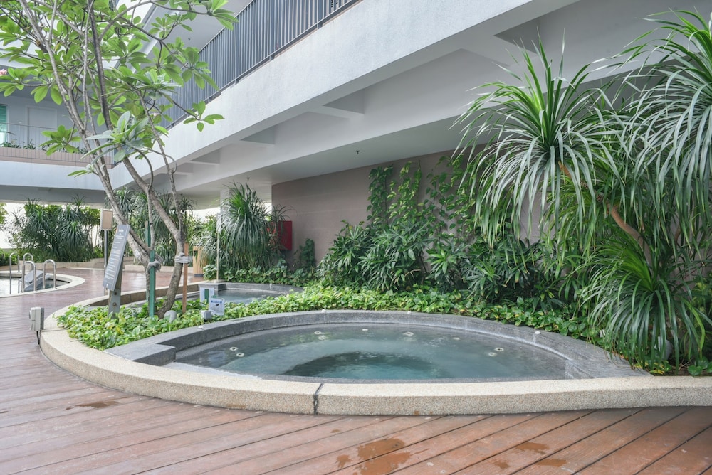 VERVE Suites KL South Apartments & Condo